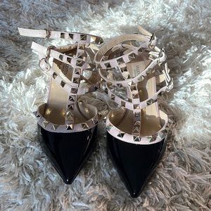 Valentino Garavani Rockstud Pattern Heels